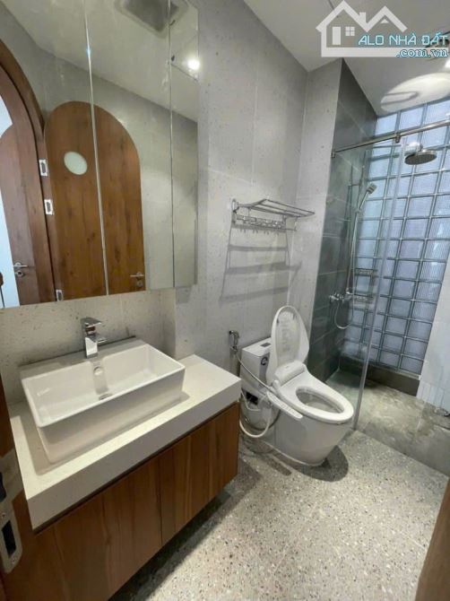 CỰC HIẾM - LÔ GÓC 2 THOÁNG - NHÀ MỚI DÂN XÂY - THIẾT KẾ HIỆN ĐẠI - Ô TÔ VÀO NHÀ - NGÕ NÔNG - 6