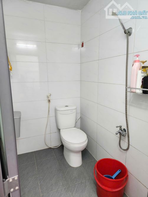 TÂN PHÚ - THOẠI NGỌC HẦU HẺM  8M - XE TẢI NÉ NHAU - 72m2 - SỔ VUÔNG A4-9 TỶ 2. - 6
