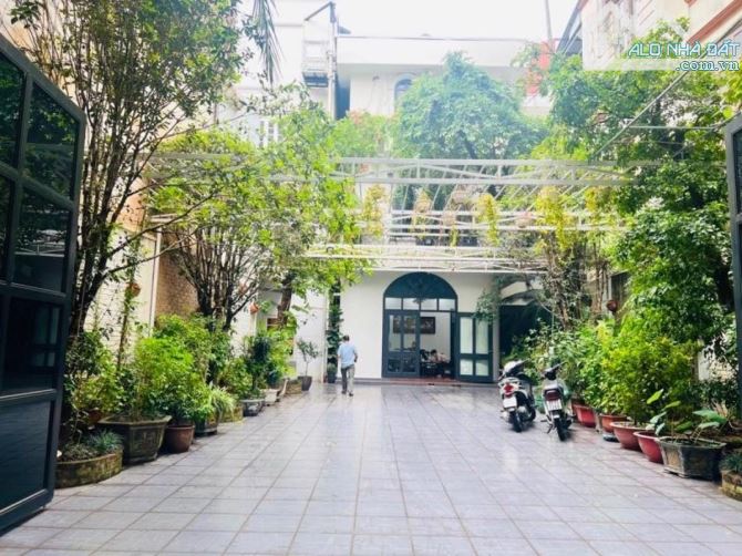 Bán nhà Đội Cấn, diện tích 375m x 4 tầng, mặt tiền 10m, giá 93 tỷ. - 6
