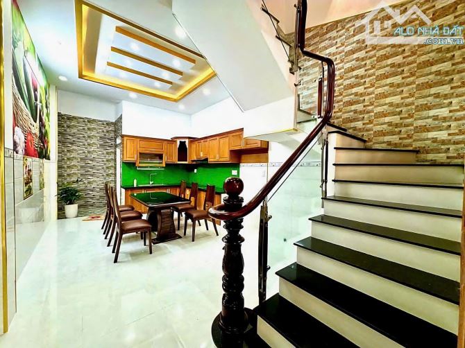 Bán nhà ngay Nhiêu Tứ, Phú Nhuận. Giá: 2 tỷ 612tr/ 68,5m2, sổ riêng - 7