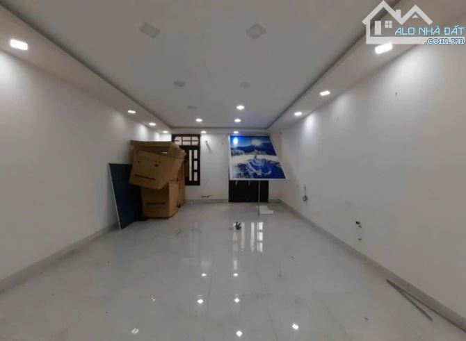 Bán nhà mặt tiền đường Thái Nguyên Mã Vòng - - 7