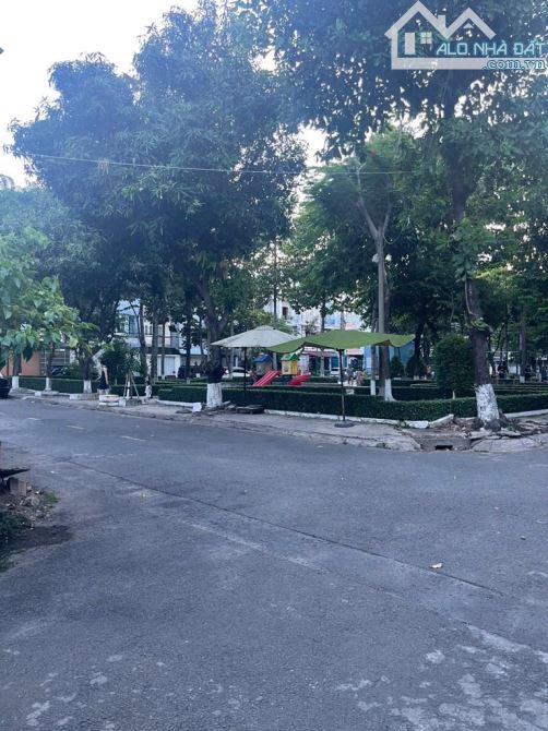 🏡BIỆT THỰ SÂN VƯỜN➖4 TẦNG BTCT➖150m2 (7.3*20m)➖ĐỐI DIỆN CÔNG VIÊN➖GẦN CITYLAND➖LOTTE MART - 7