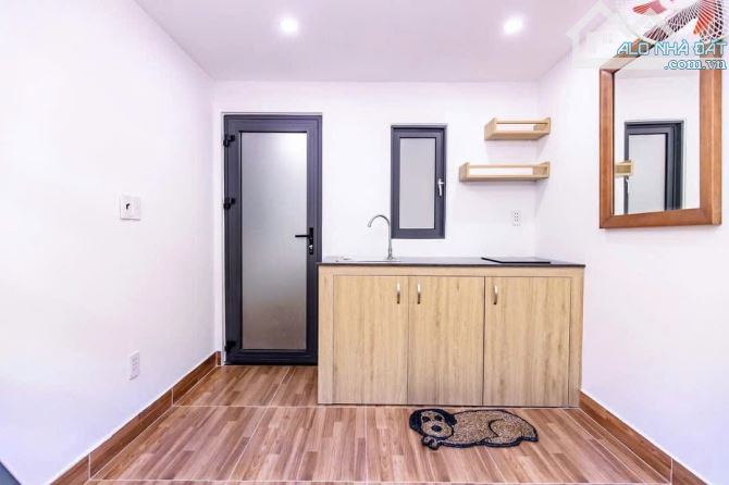 🏡SIÊU CHDV 5TẦNG 100M2➖13PN➖FULL NỘI THẤT➖DÒNG TIỀN 70 Tr/Tháng➖KẾ BÊN KHU PHAN XÍCH LONG - 7