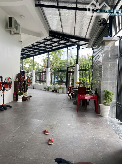 Bán Nhà 3 Tầng 2 mặt tiền Nguyễn Thị Định với 3 mặt thoáng KQH Bầu Vá - 7
