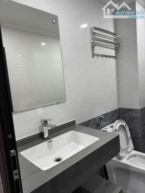 Cho thuê nhà ngõ phố Ngoạ Long Bắc Từ Liêm 40m x 6 tầng,  giá 16.5tr/ tháng - 7