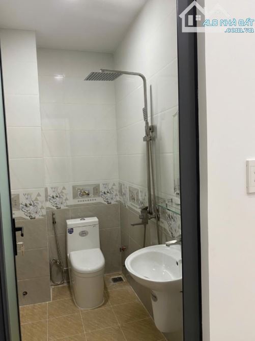 BÁN NHÀ HẺM XH - 4 TẦNG - 4 P. NGỦ - TRƯỜNG CHINH - TTN, Q12 - GIÁ 6,6TỶ - 7