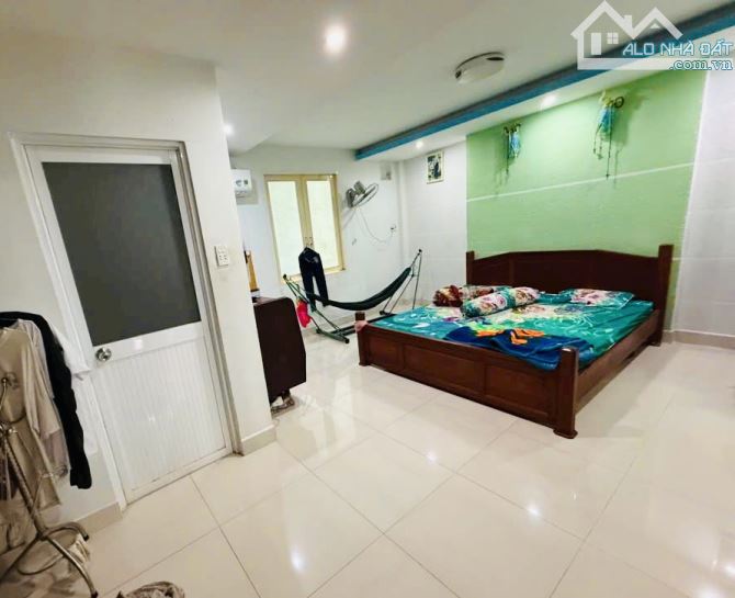 NGAY ETOWN P.13 Q.TÂN BÌNH-4 TẦNG-5.5Mx16M-SÁT MẶT TIỀN CỘNG HÒA - 8