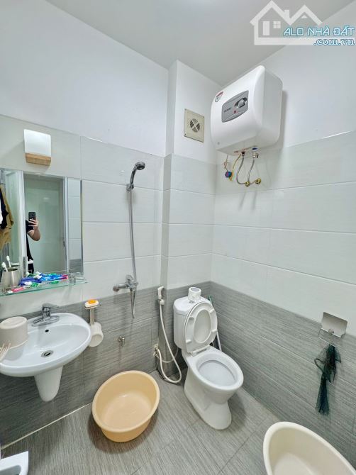 Bán Nhà Xuân La, Tây Hồ - Gần Ô Tô - 42M - 5 Tầng - Hơn 4M Mặt Tiền - Nhỉnh 6 Tỷ - 8