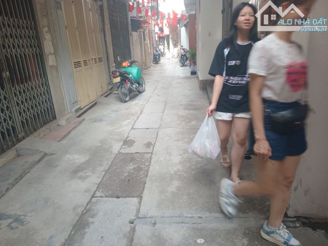 Siêu phẩm duy nhất còn sót lại gần VTV VIỆT NAM - 8