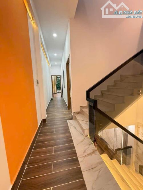 Bán Gấp Nhà Bình Trị Dĩ An Full Nội Thất Cao Cấp Vị Trí Siêu Đẹp - 8