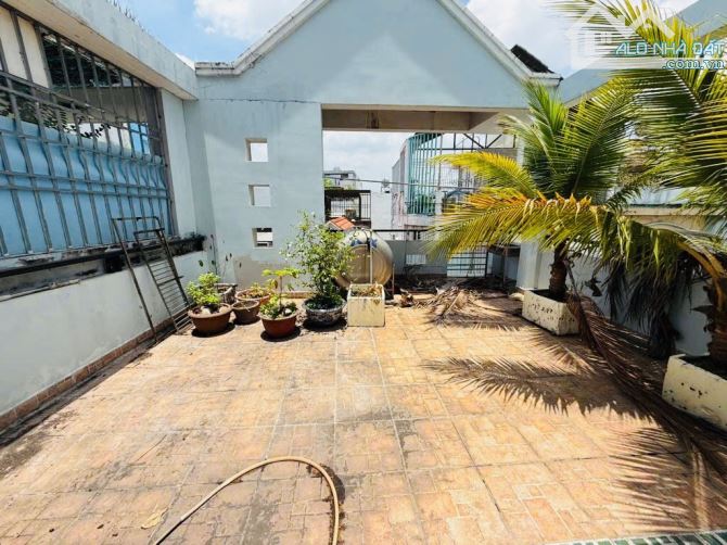 NGAY ETOWN P.13 Q.TÂN BÌNH-4 TẦNG-5.5Mx16M-SÁT MẶT TIỀN CỘNG HÒA - 9
