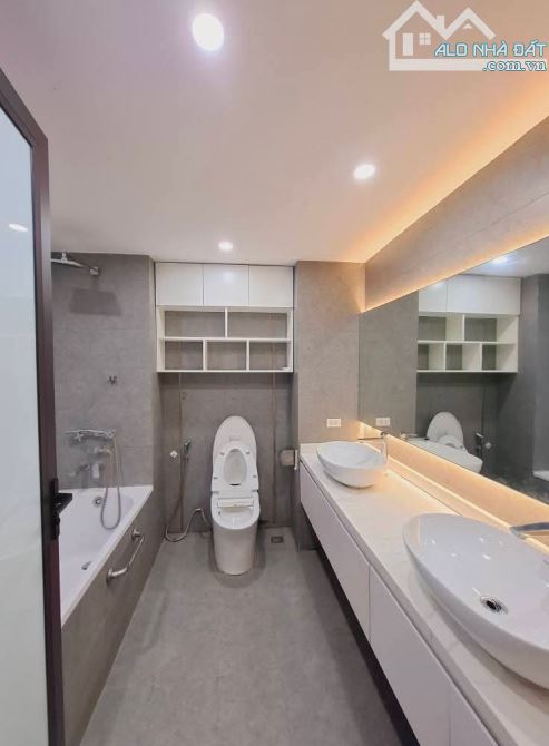Bán nhà mặt phố Bạch Thái Bưởi Văn Quán diện tích 90m2x 6 tầng MT 4.5m giá 26.8 tỷ - 9