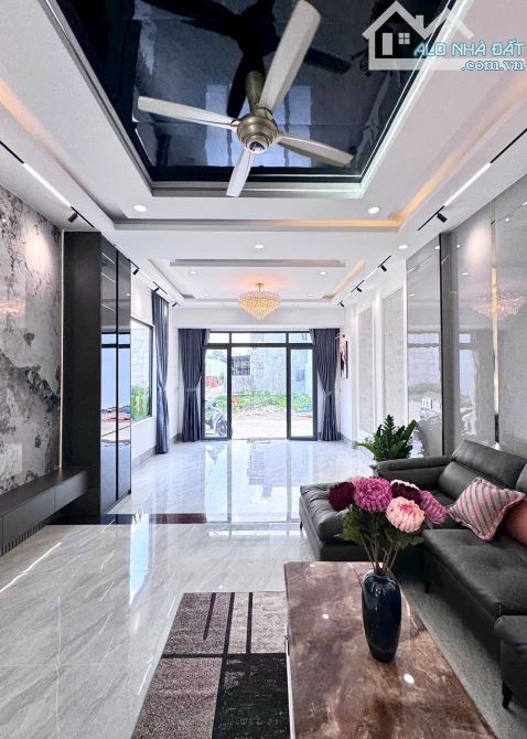Nhà 1 trệt 2 lầu 3 tấm góc 2 mặt tiền sổ riêng thổ cư p. Hoá An - 9