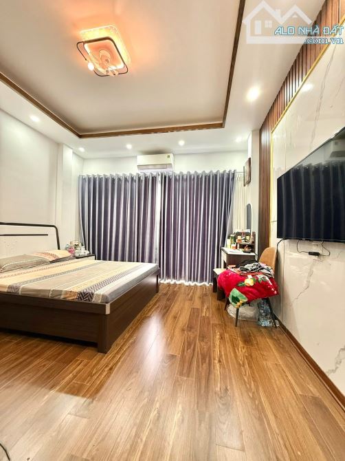 Lĩnh Nam - Hoàng Mai 66m x 6 tầng, mặt tiền 4.1m, giá 15.98 tỷ thương lượng - 9