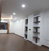 Cần bán nhà riêng Phố Quan Nhân 55m 6Tg MT 4,5m chỉ 11,8 tỷ full NT ôtô 4 chỗ vào nhà.