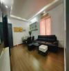 Cần bán căn tập thể đại học sư phạm tầng 2 80m2 giá siêu hời