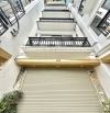 Thanh khoản nhà 6 tầng thang máy phố Lĩnh Nam. Gara ôtô. 66m2-MT:4,1m- 17 tỷ.