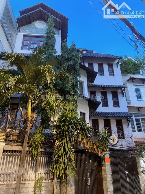 BÁN NHÀ TRƯƠNG HOÀNG THANH - HXH THÔNG, PHONG CÁCH CỔ ĐIỂN, 88M2(8.2X11.5), 18 TỶ