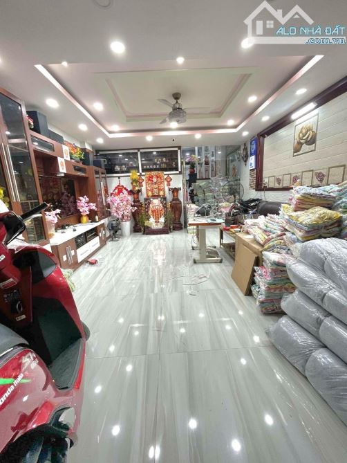Bán nhà 5 tầng, 5m x 20m, hẻm 8m, khu Bàu Cát, Ni Sư Huỳnh Liên, phường 10 Tân Bình