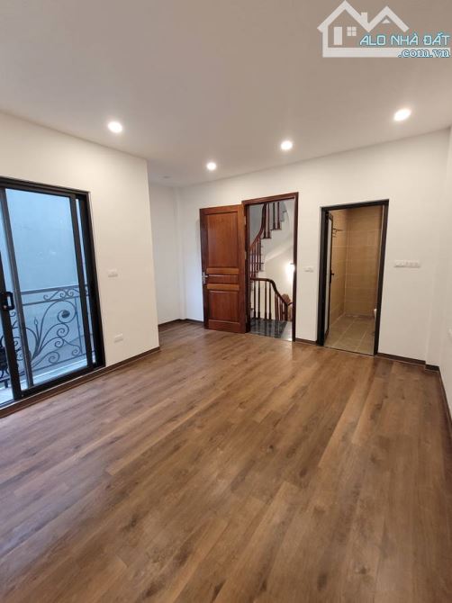 CHỈ 4,65 TỶ SỞ HỮU CĂN NHÀ MỚI 5 TẦNG PHÚC LỢI LONG BIÊN GIÁ THƯƠNG LƯỢNG
