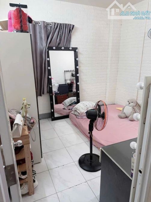 BÁN CHUNG CƯ LONG THỊNH GIÁ RẺ 450 TRIỆU