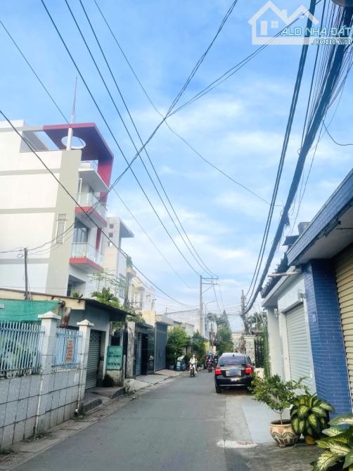 Nhà Trệt Lửng 5.8x19m, Hẻm Xe Tải  Đường Số 8 Linh Xuân – Gần Làng Đại Học, Giá Rẻ 6.6 Tỷ