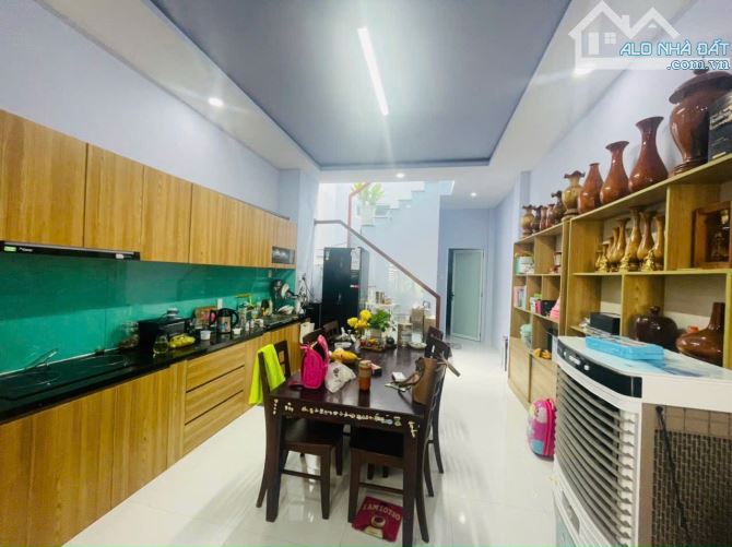 BÁN NHÀ MỚI HAI TẦNG TDC ĐẤT LÀNH/ GẦN TT DT MỚI NHA TRANG