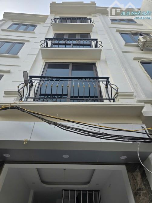 Bán nhà vĩnh ninh vĩnh quỳnh dt 65mx4t giá 4,7ty
