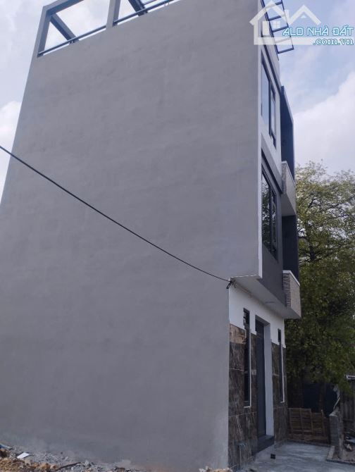 🏡 HÀNG HIẾM – NHÀ 3 TẦNG MỚI ĐẸP, VỪA HOÀN THIỆN TẠI KIM CHUNG – CHỈ NHỈNH 5 TỶ!