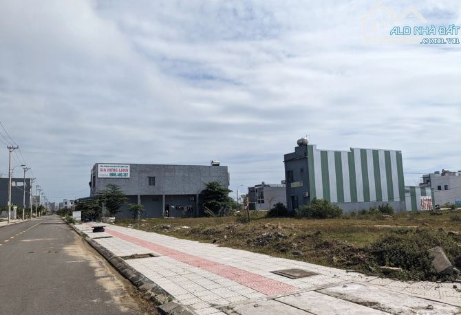 BÁN ĐẤT 4 MẶT TIỀN VÕ NGUYÊN GIÁP. - 2
