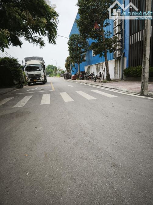 BÁN ĐẤT GIA ĐÔNG, THUẬN THÀNH. 85M2 * MT 5,3m * 1,85 TỶ. ĐƯỜNG Ô TÔ, FULL THỔ CƯ