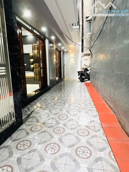 Cần bán nhà ngõ văn chương đống đa