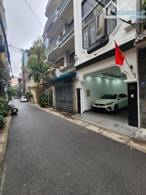 Nhà mặt ngõ kinh doanh, phố Vũ Tông Phan. 60m, mt 5m. Giá 14 tỷ