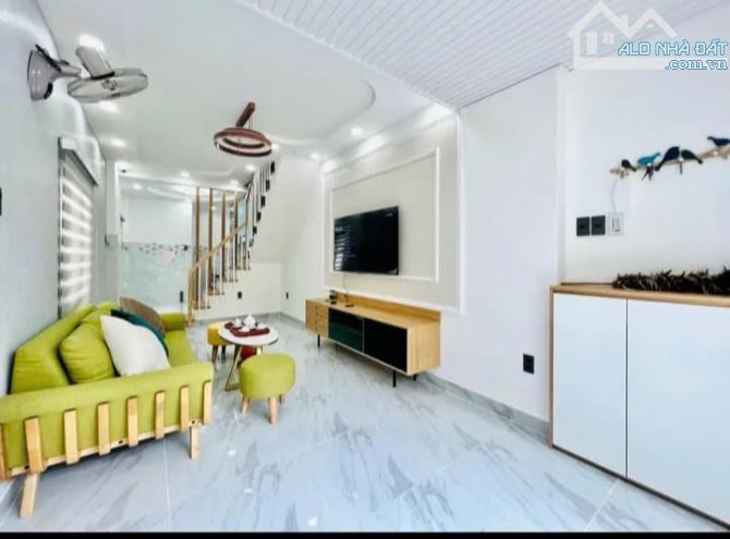 VỀ QUÊ BÁN NHÀ Đ.HẬU GIANG 61M2,2TỶ670TR BAO SANG TÊN CÔNG CHỨNG