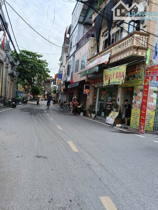 🏠 BÁN NHÀ 5 TẦNG – NGÕ NÔNG – CÁCH Ô TÔ 10M – DI TRẠCH, HOÀI ĐỨC 📐 DT: 30m² | 💰 Giá: 4,