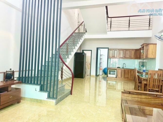 💥 BÁN NHÀ MÊ KIÊN CỐ HẺM 48 ĐỖ XUÂN HỢP PHƯỜNG TÂN LỢI GẦN TRƯỜNG HOÀNG VIỆT