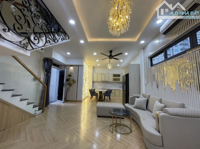 Chỉ 5.8 tỷ, Nhà đẹp Quận Tân Bình, HXH Trương Công Định, Khu Bàu Cát, 4 tầng, 5x9.5m