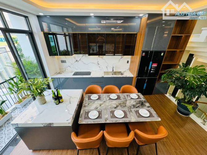 Bán Nhà 1 Trệt 3 Lầu Mặt Tiền Tô Hiến Thành - Phường 4 - Vũng Tàu