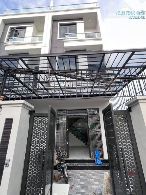 CHÀO BÁN CĂN NHÀ 3,5 TẦNG - ĐƯỜNG KÊNH - PHƯỜNG LỘC VƯỢNG - TP NAM ĐỊNH