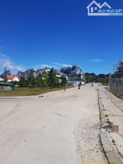 ✨🏡✨ Cần bán Đất Mặt Tiền, đường Nguyễn Thị Nghĩa, P.02, Đà Lạt .Bên can Dự Án HAUS