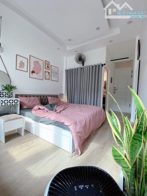 *Bán Toà Căn Hộ 7 Tầng, An Thượng 3 (phố tây), thuê khoán 100tr/th, dt 90m2 giá 30 Tỷ