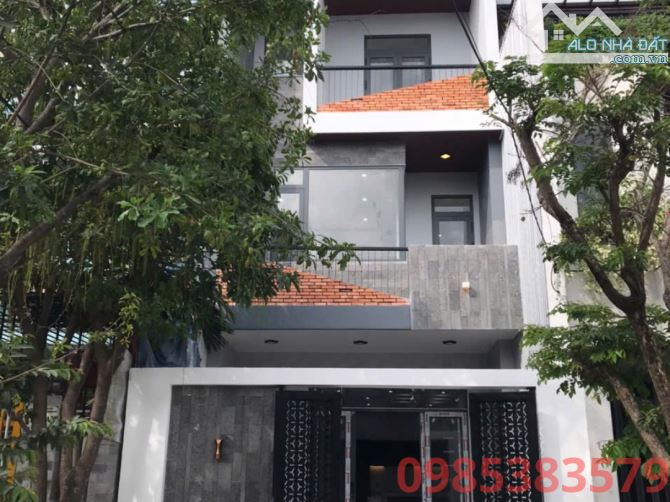 tài chính hơn 6 tỷ sở hữu nhà 3 tầng siêu đẹp mặt tiền Trần Kim Xuyến. Hòa Xuân . Cẩm lệ