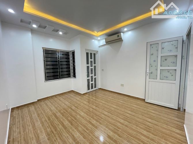 BÁN CĂN NHÀ 3 TẦNG ĐỘC LẬP SÂN CỔNG RIÊNG NGÕ 90 TRUNG LỰC HẢI AN  57m2 x 3 tầng độc lập s