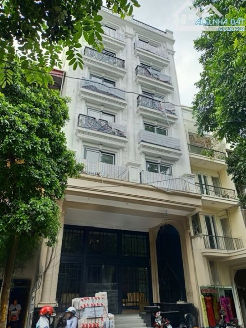HƠN 30TY, BÁN GẤP TOÀ CH DÒNG TIỀN P, HỒ TÙNG MẬU -BAO QUANH 11 TRƯỜNG ĐH -ĐẦU TƯ HÁI RA $