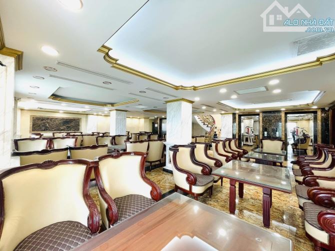 Bán Nhà Mặt Phố Galaxy Vạn Phúc – Hà Đông – DT 200m² – 5 Tầng – Mặt Tiền 18.12m – Giá 85 T