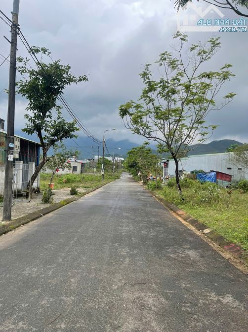 Đất tái định cư nam nhà vườn hòa ninh, 92,5m2 lô sạch đẹp