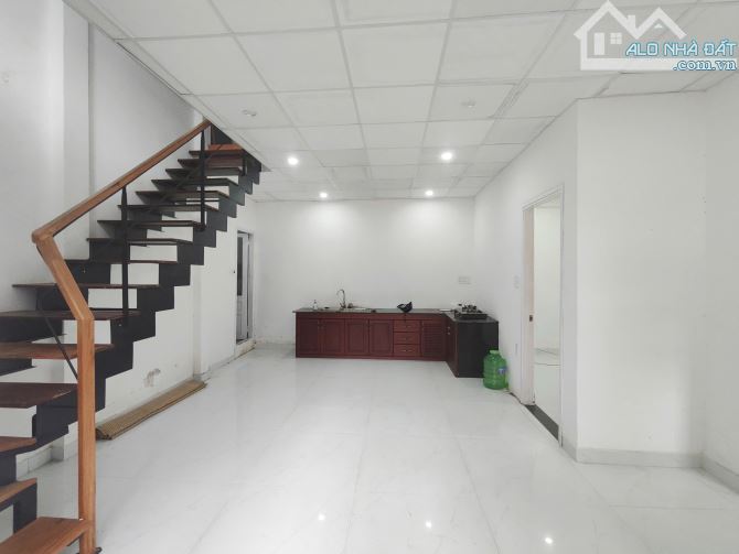 BÁN NHÀ CẤP 4 GÁC LỬNG KIỆT PHAN THANH, GẦN TRƯỜNG DUY TÂN, CÓ TL