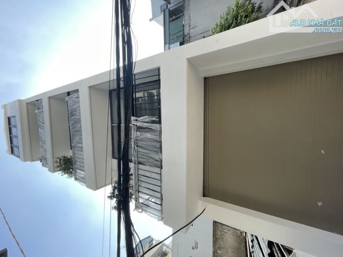 💥Dân xây 6 tầng thang máy X 50m2 phố Trạm - 9.6 tỉ - full nội thất💥
