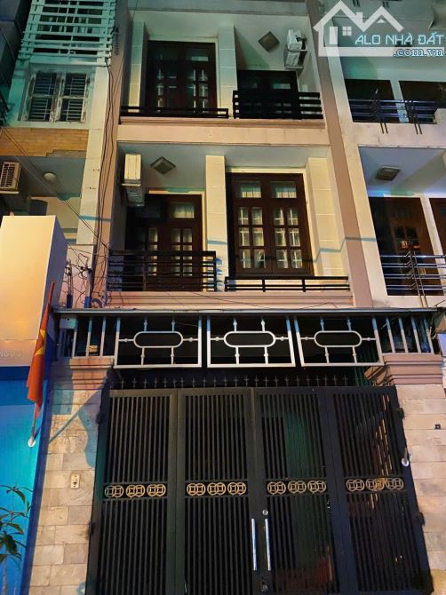 NHÀ 1TRỆT 3LẦU KDC SẦM UẤT NGAY HOÀNG DIỆU 2 4X24M 6P