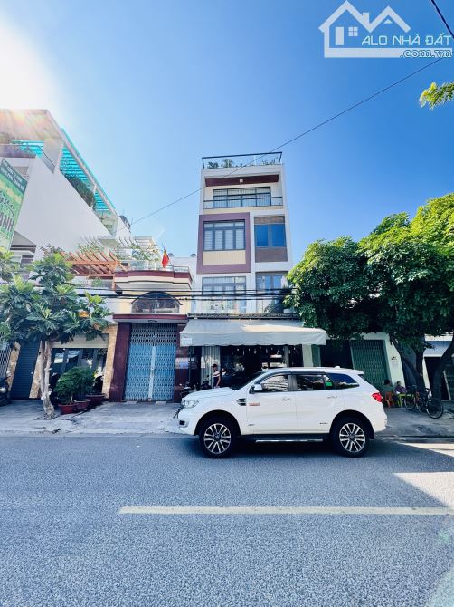 BÁN NHÀ CÓ THANG MÁY MẶT TIỀN TRẦN NGUYÊN HÃN TTTP NHA TRANG